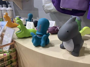 萌宠也上 幼儿园 用 prada 宠物用品市场细分化,高端产品吸睛